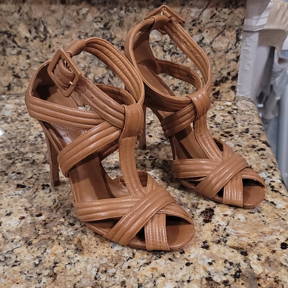 Tory Burch tan heels
